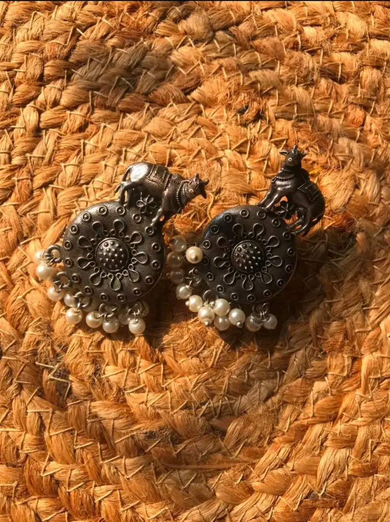 [512] Cow Earrings_512