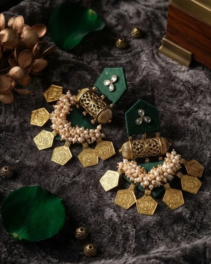 Long Hexagon Ginni Earrings_74