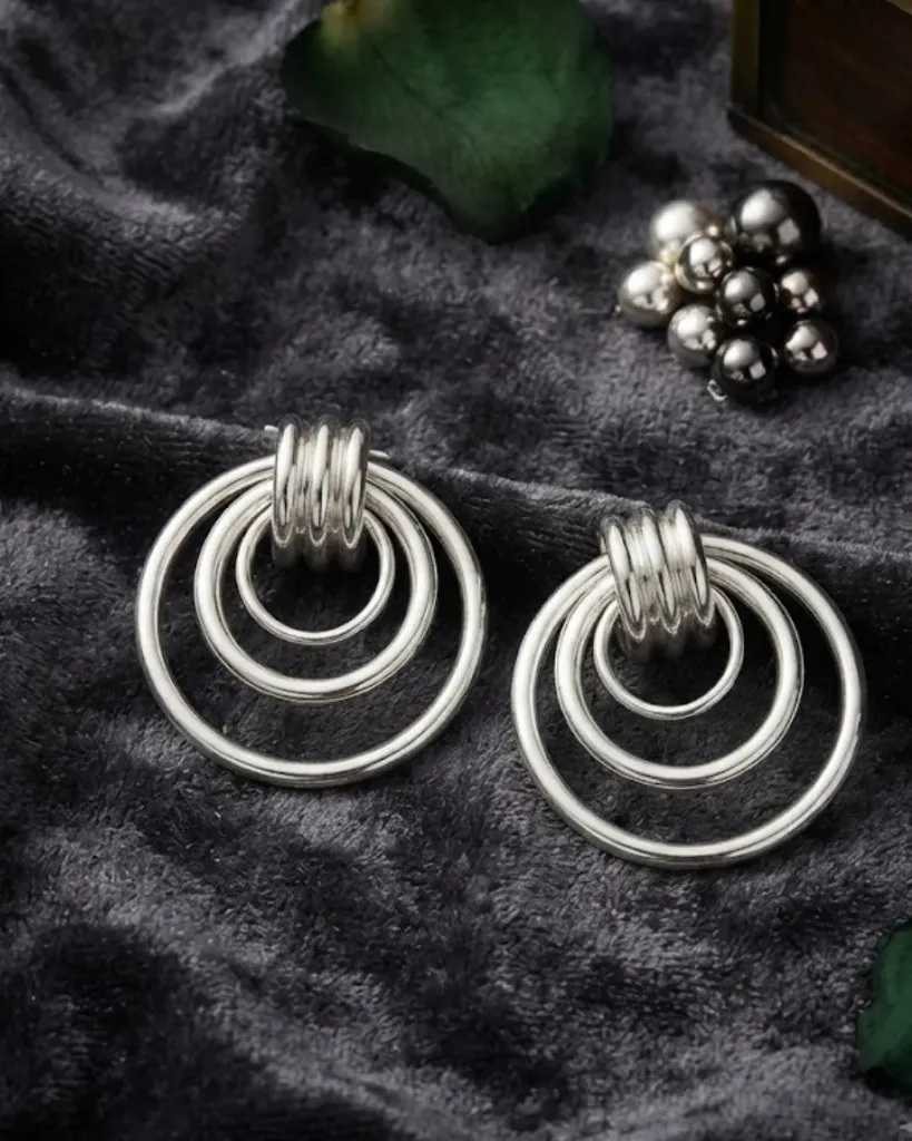 Multi-Ring Golden Statement Earrings_105 (Silver)