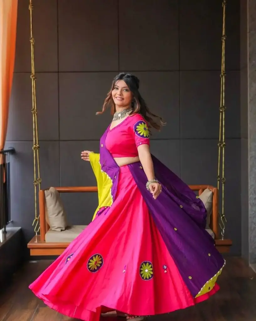  The Fuchsia & Purple Chaniya Choli_RASRANGINI_357