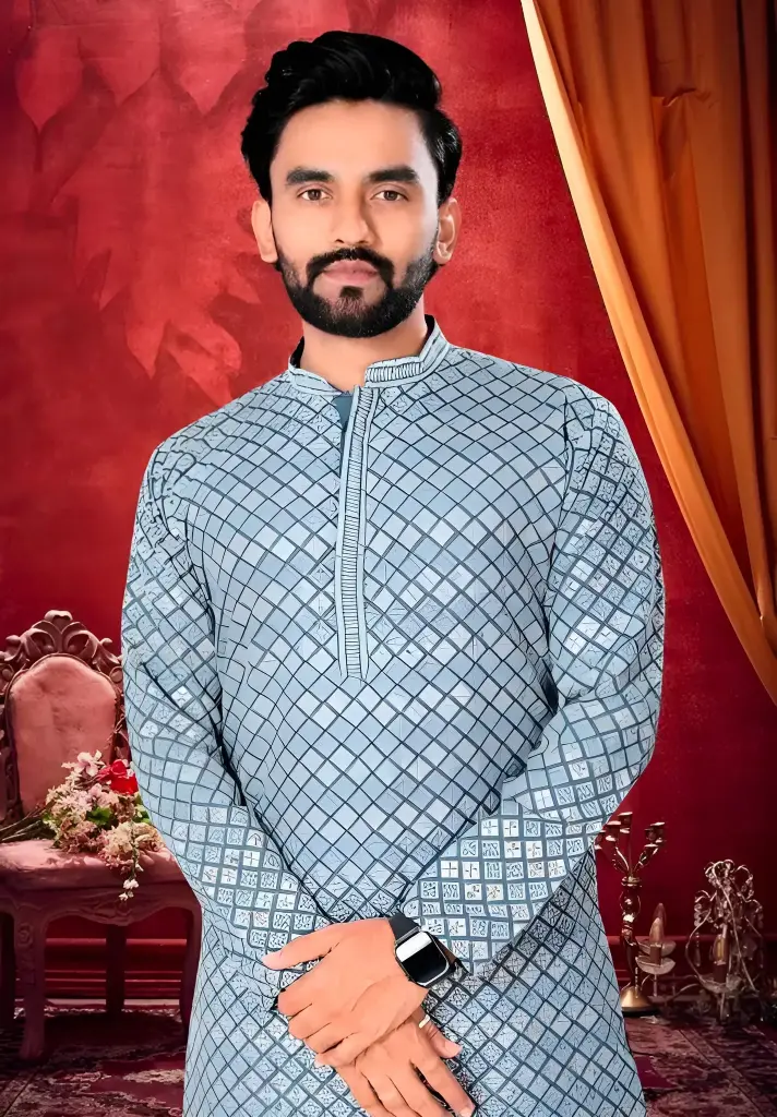 Stylish Men's Embroidery Kurta_481 (M)